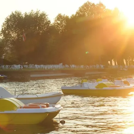 Camping Sassabanek * Iseo